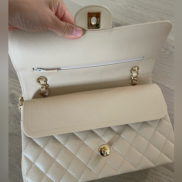 Chanel classic small flap - Picture 5 of 11